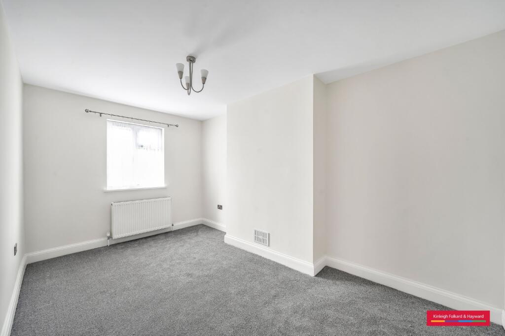 Apartment in London - View 5