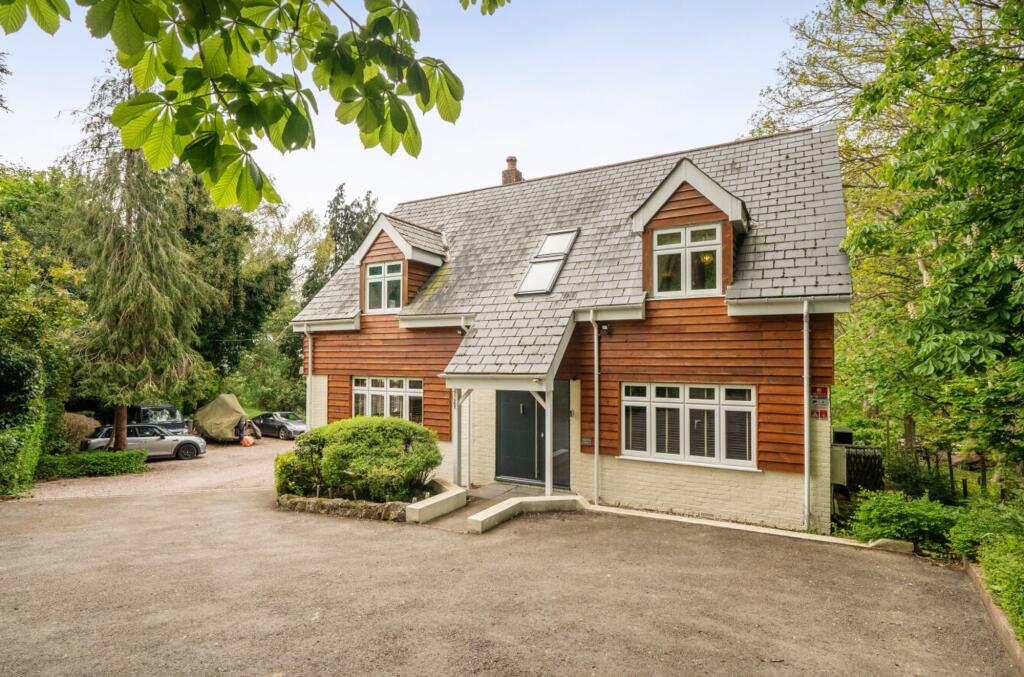 Main image of property: Blackhouse Hill, Hythe, CT21