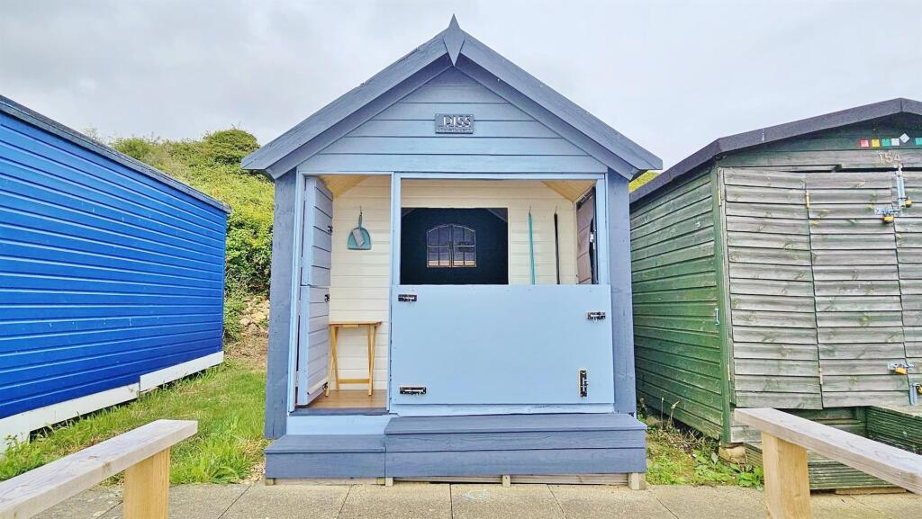 Studio other on Southcliff, Walton-on-the-Naze, Essex, £25,000