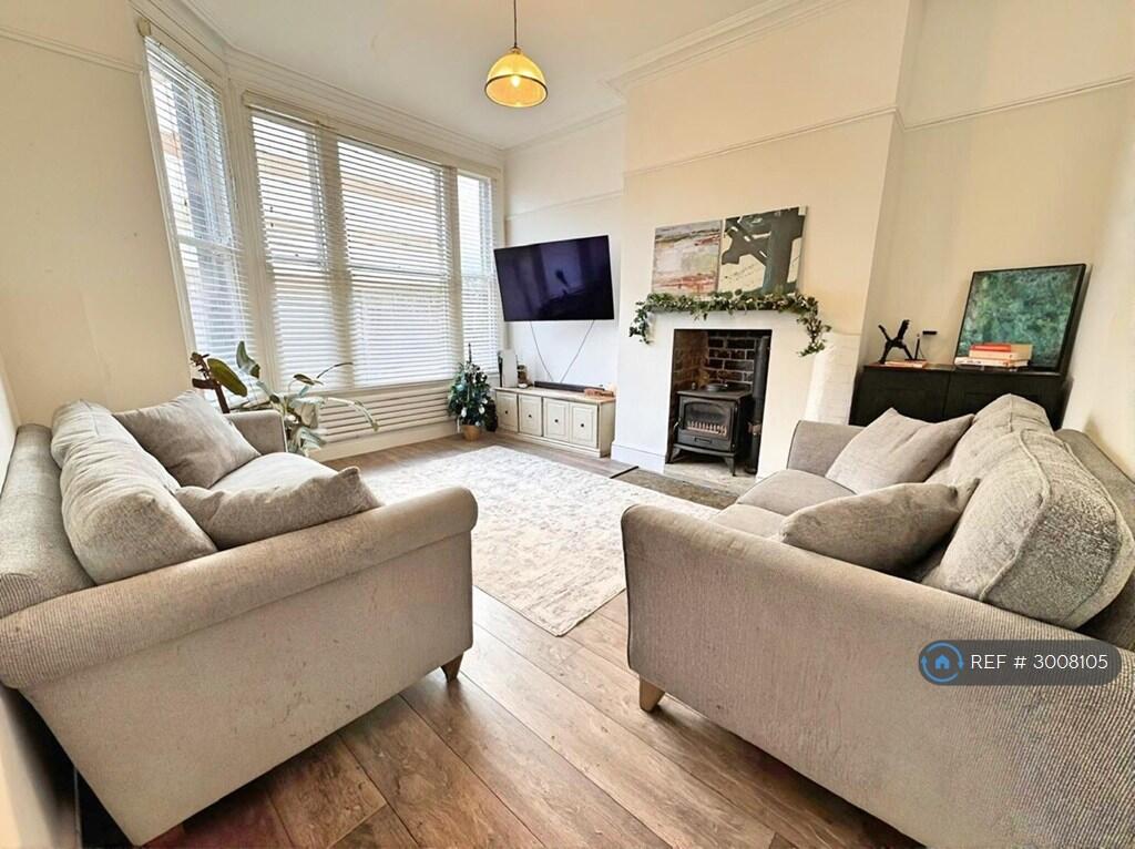 House in Stockport - View 3
