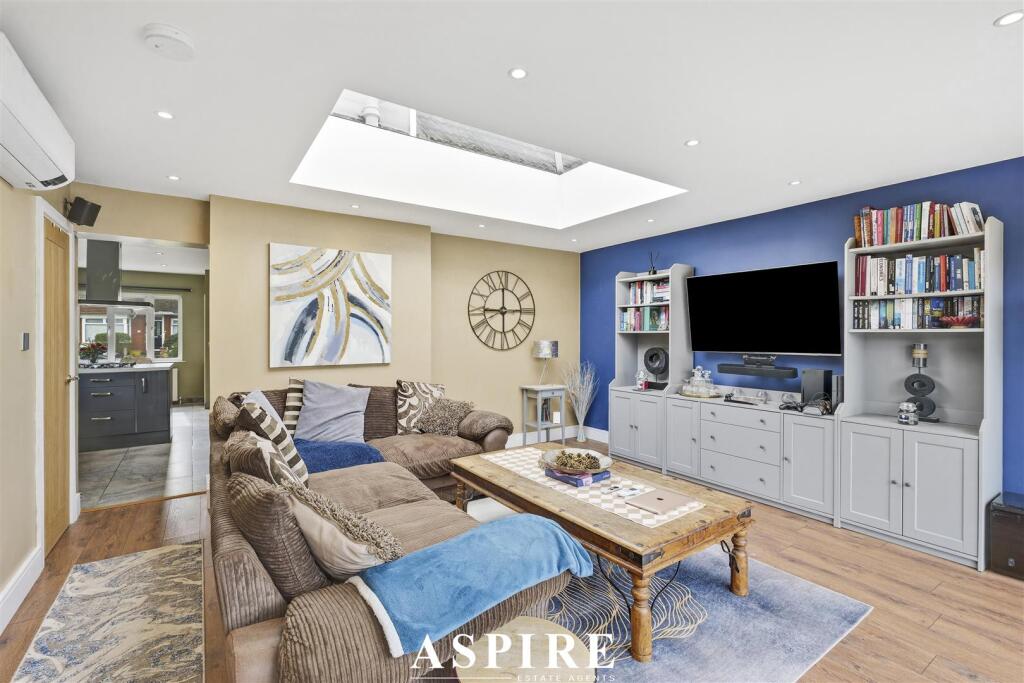Video Presentation Inside - Danesfield, Benfleet photo 4
