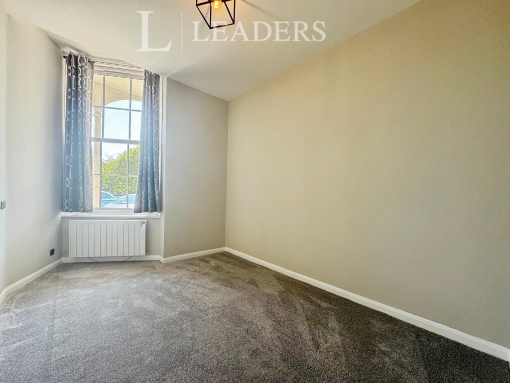 Lyon Close, Clacton-on-Sea, Essex, CO15 - View 6