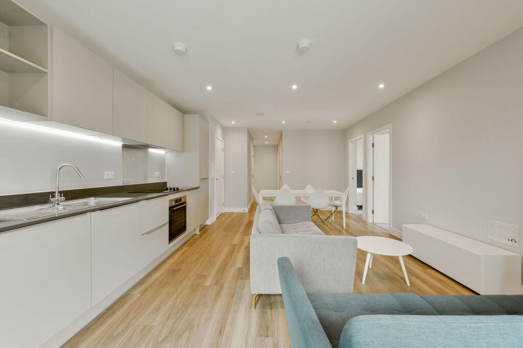 Apartment in Twickenham - View 4