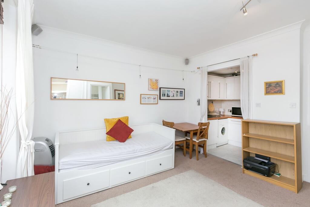 Main image of property: Arundel Gardens, London, W11
