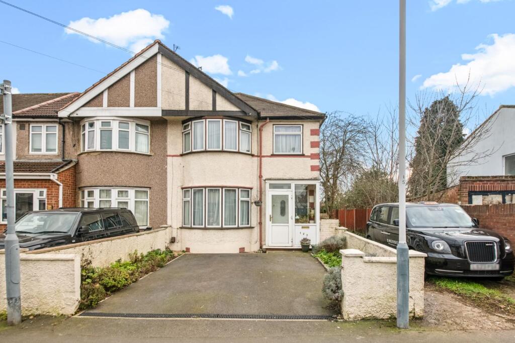 3-bed terraced on Bourne Avenue, Hayes , UB3 1QR, £519,950