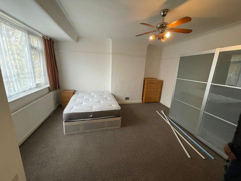 Main image of property: Gorringe Park Avenue, Mitcham
