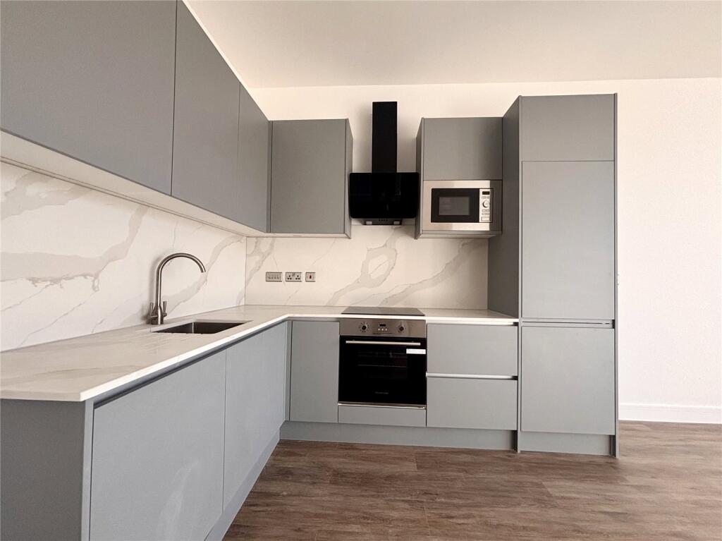 Main image of property: Roop House, Fleet, Hampshire, GU51