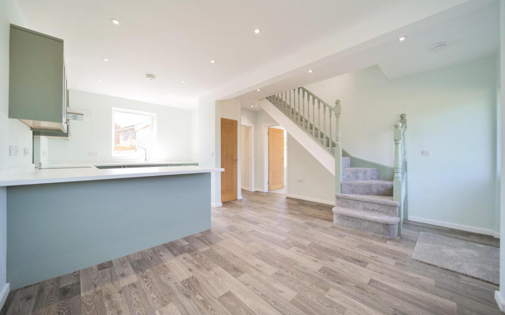 House in Swindon, Melksham Without - View 3