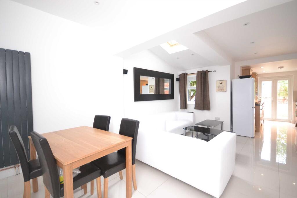 House in Reading - View 3