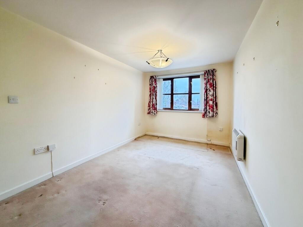45 Swan Lane, Evesham, WR11 photo 4