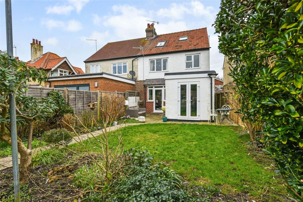 Kingsham Avenue, Chichester, West Sussex, PO19 - View 3