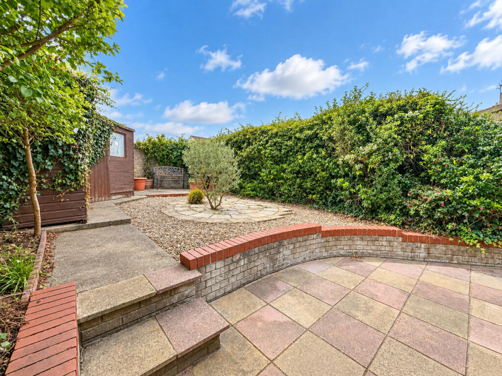 House in Rochford, Hockley - View 2