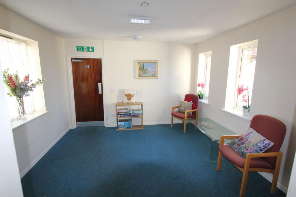 Apartment in Llantwit Major - View 4