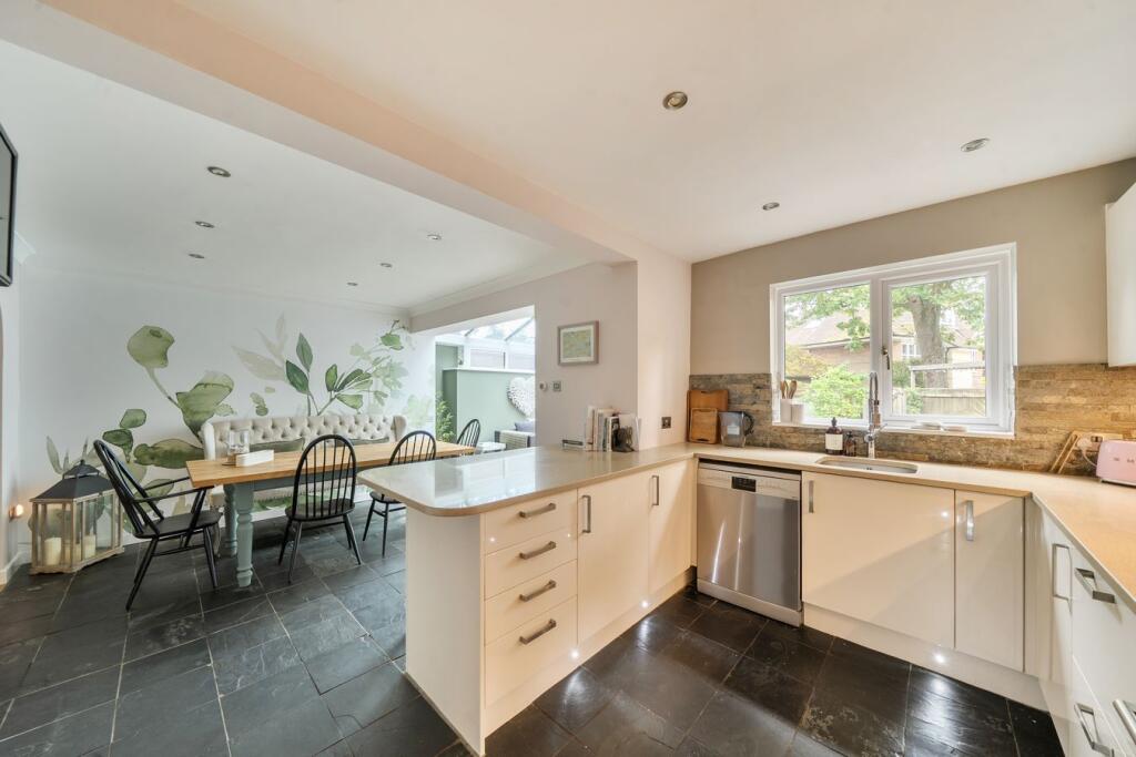 House in Southampton - View 5