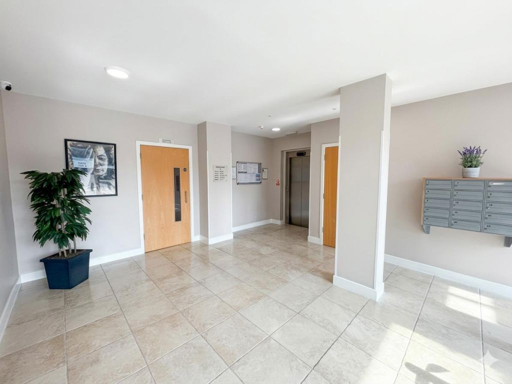 Apartment in Gosport, Newtown, Priddy's Hard - More