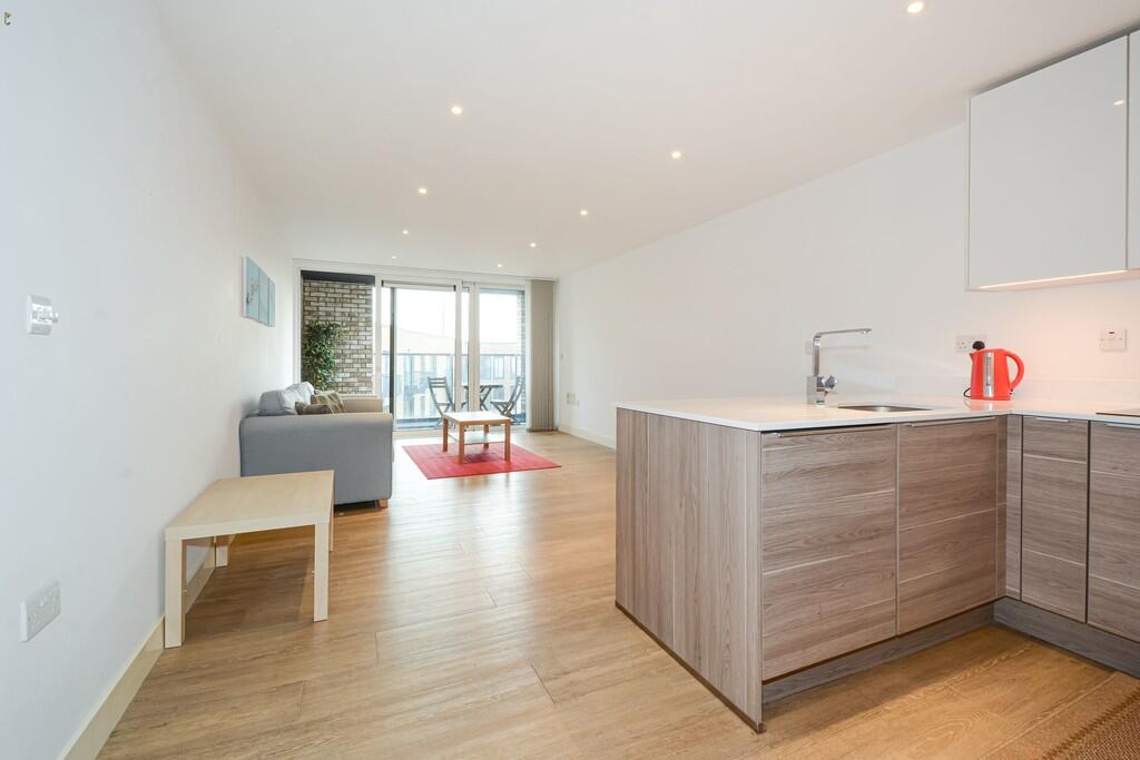 Main image of property: Marine Wharf, Canada Water, SE16