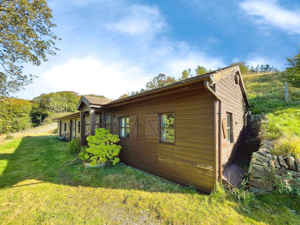 Main image of property: "The Lodge" Far Deanfields Farm , Dean Edge Road, Oldfield, Keighley, BD22 0FF