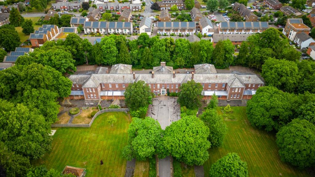 Main image of property: Harold Kidd Unit, Blomfield Drive, Chichester, PO19 6AU