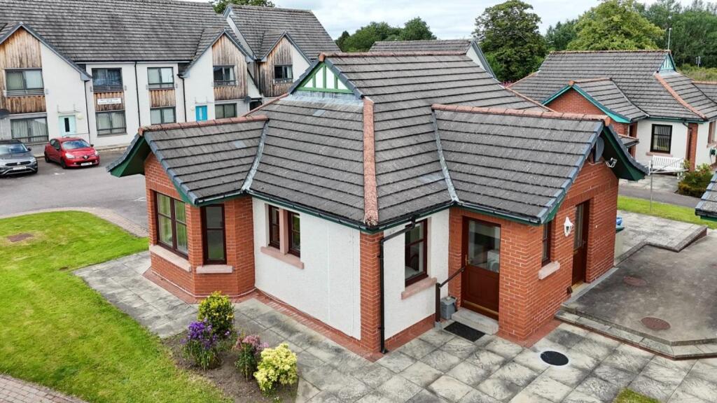 Main image of property: 21 West Heather Road, Inverness, IV2 4WS