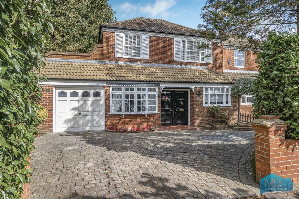 4-bed detached on Green Dragon Lane, London, N21, £985,000