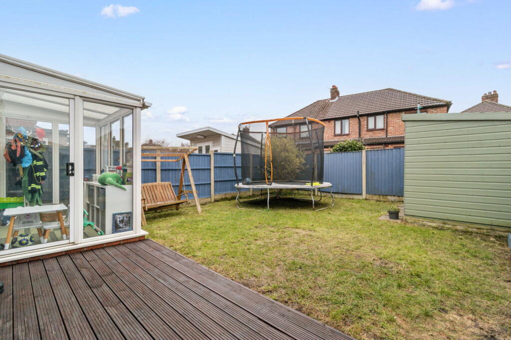 Whitesands Road, Lymm, WA13 9LF photo 4