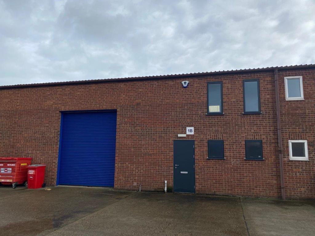 Main image of property: 1B Riverside Avenue West, Lawford, Manningtree, Essex, CO11