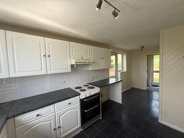 House in Nottingham, Clifton - View 2