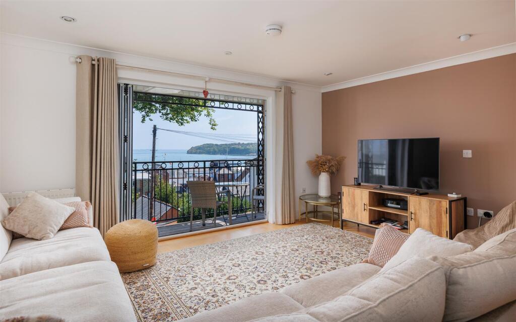 House in Cowes, Isle of Wight - View 4