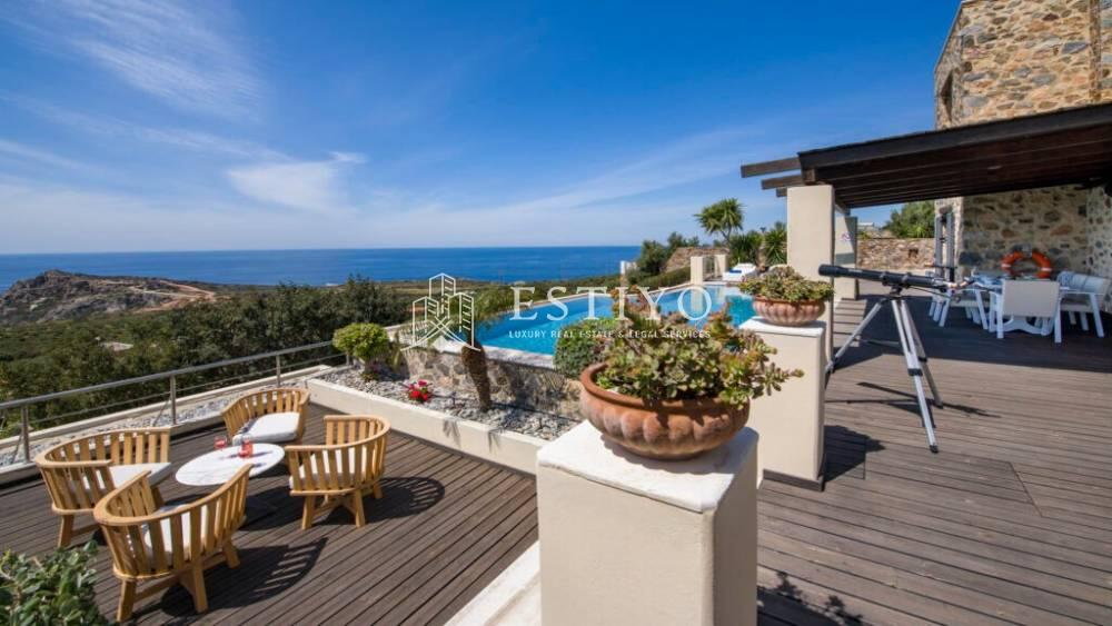 Main image of property: Kissamos, Chania, Crete