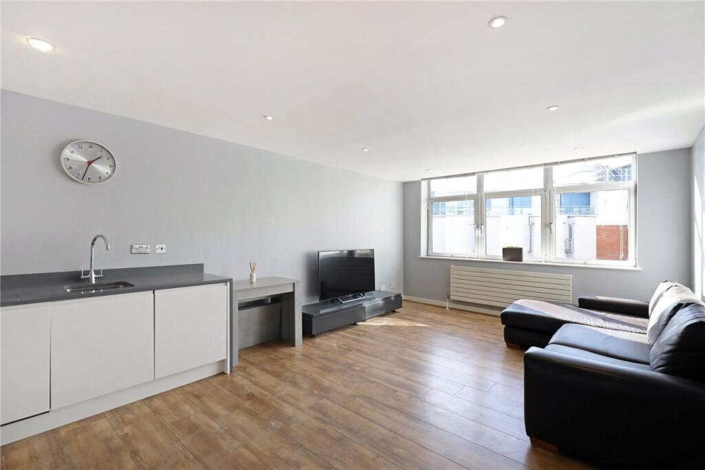 Apartment in London - View 4