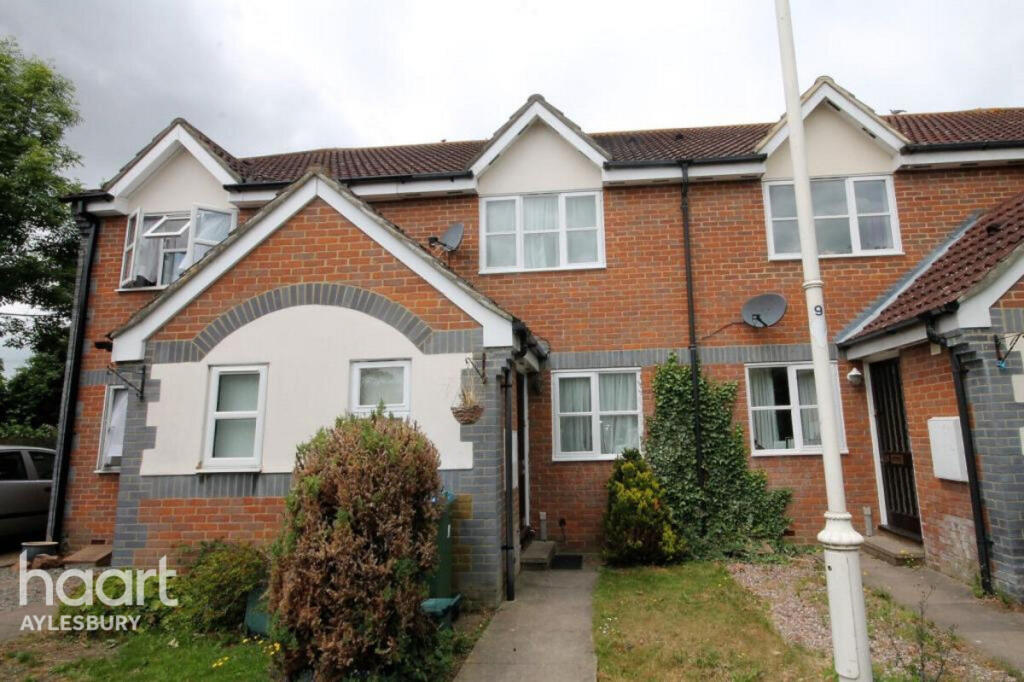 Main image of property: Turnstone Way, AYLESBURY