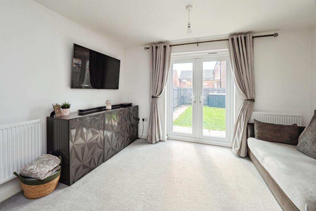 House in Hull, Kingston upon Hull - View 2