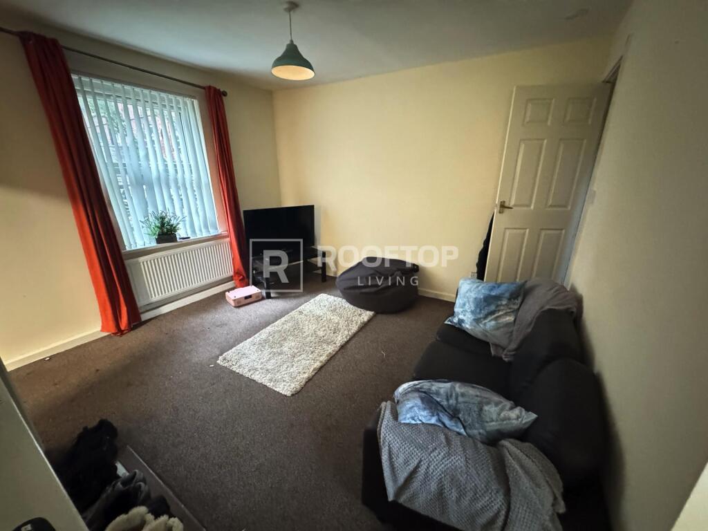 House in Leeds - View 3