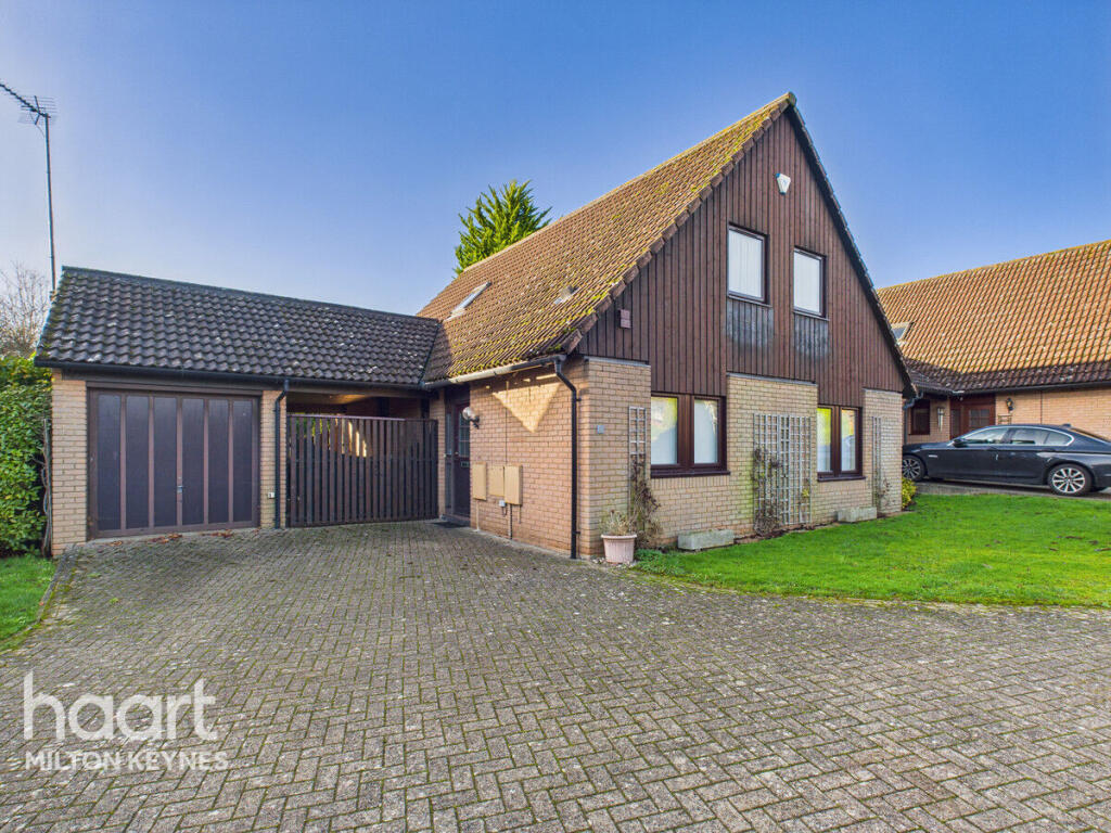 Main image of property: Symington Court, Shenley Lodge