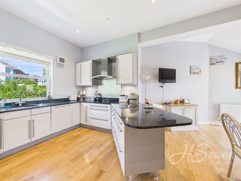 House in Torquay - View 3