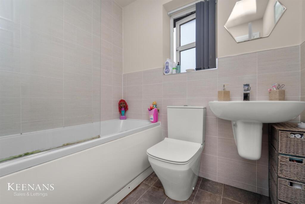 Additional image 8 of Maden Fold Close, Burnley