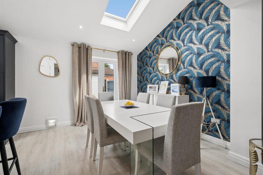 Bloomsbury Lane, Timperley, Altrincham – pohled 4