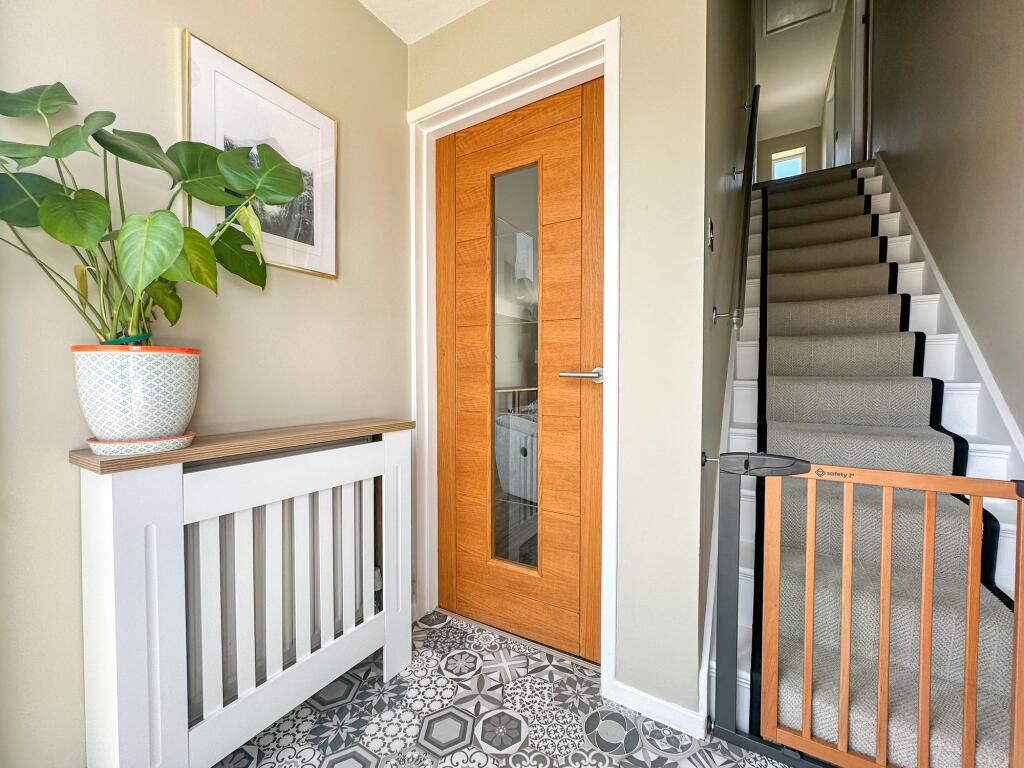 House in Upton, Overchurch Hill - View 5