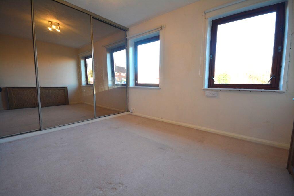 Apartment in Newcastle upon Tyne - View 5
