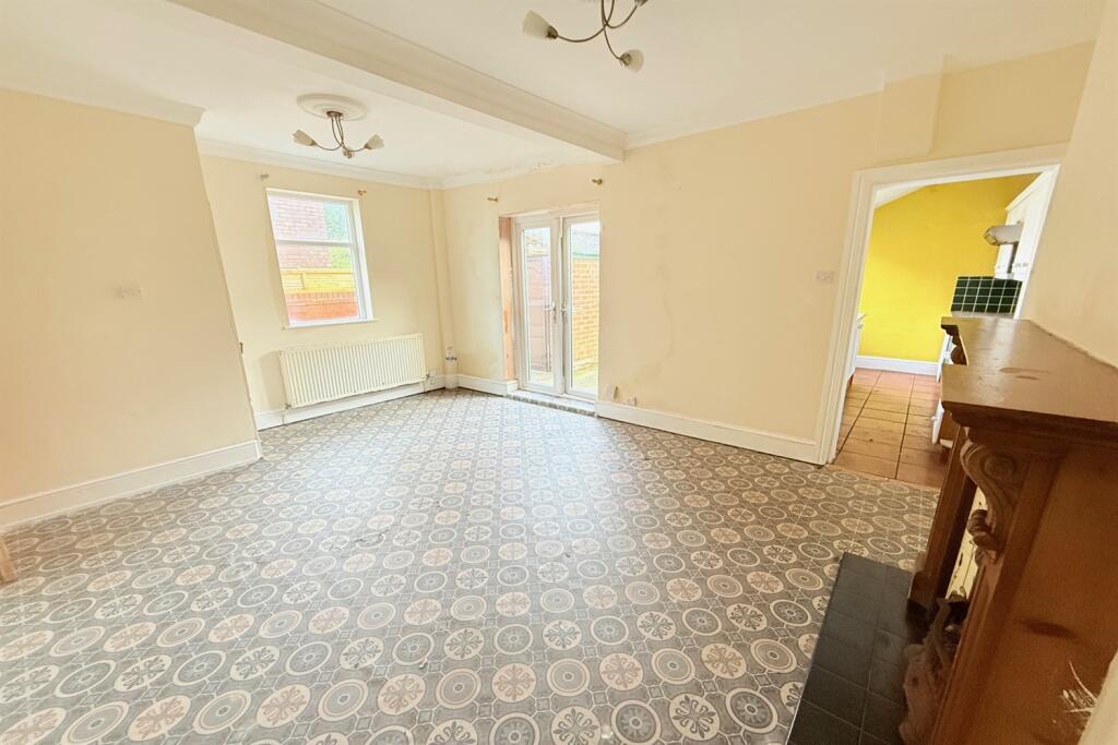 Weston Road, Weston Village, Runcorn, WA7 4LQ photo 3