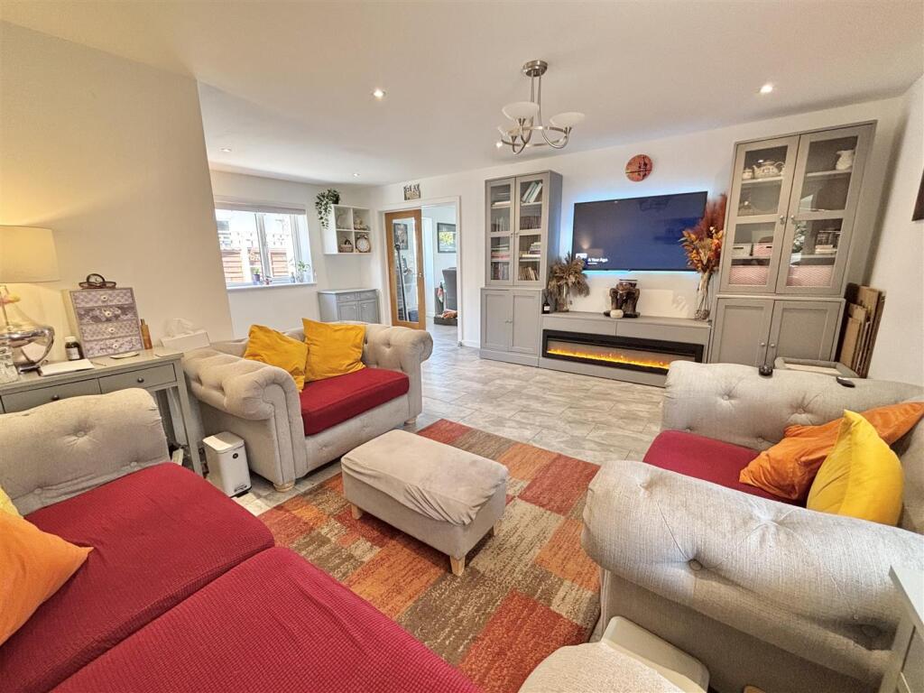 House in Poole - View 6