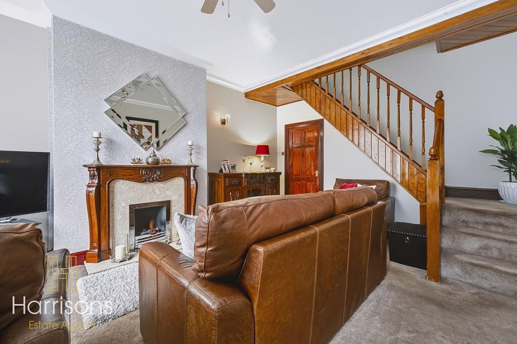 House in Bolton, Moses Gate - View 5