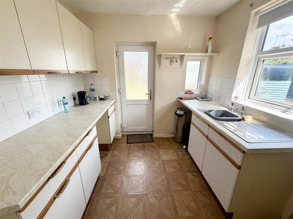 House in Swindon - View 4