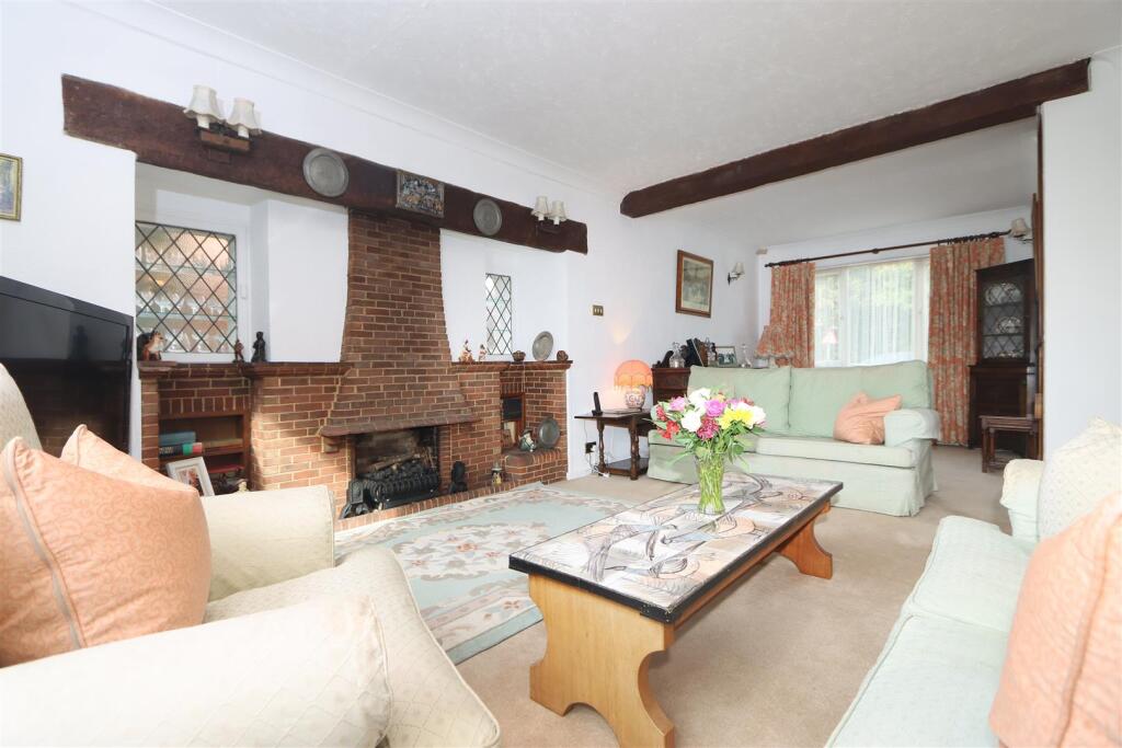 House in Dudley, West Midlands - View 4