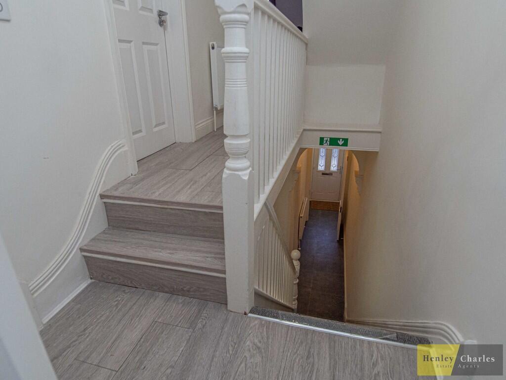 Additional image 8 of Room 1, 25 Endwood Court Road