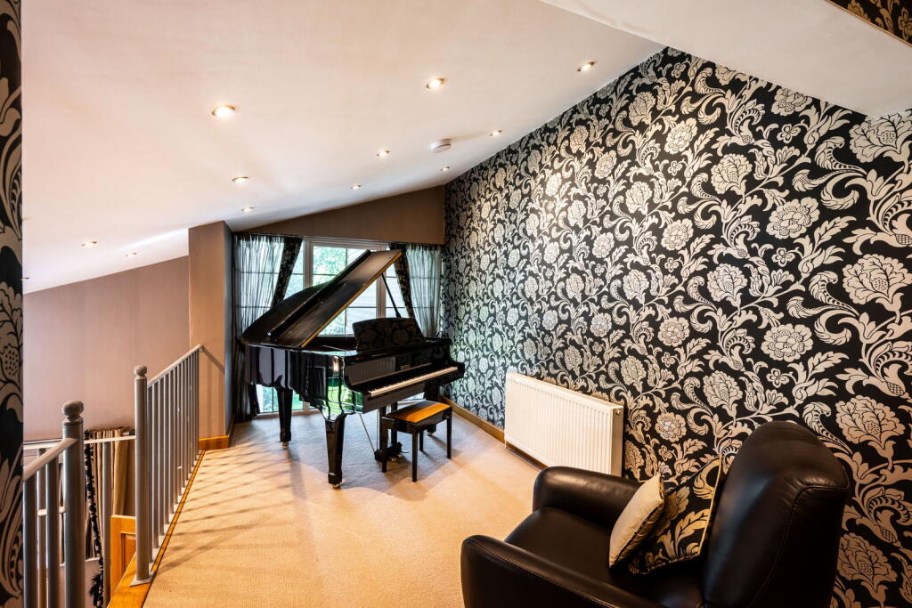 Additional image 7 of Longacres, Park Drive, Little Aston, Sutton Coldfield, B74 3AW