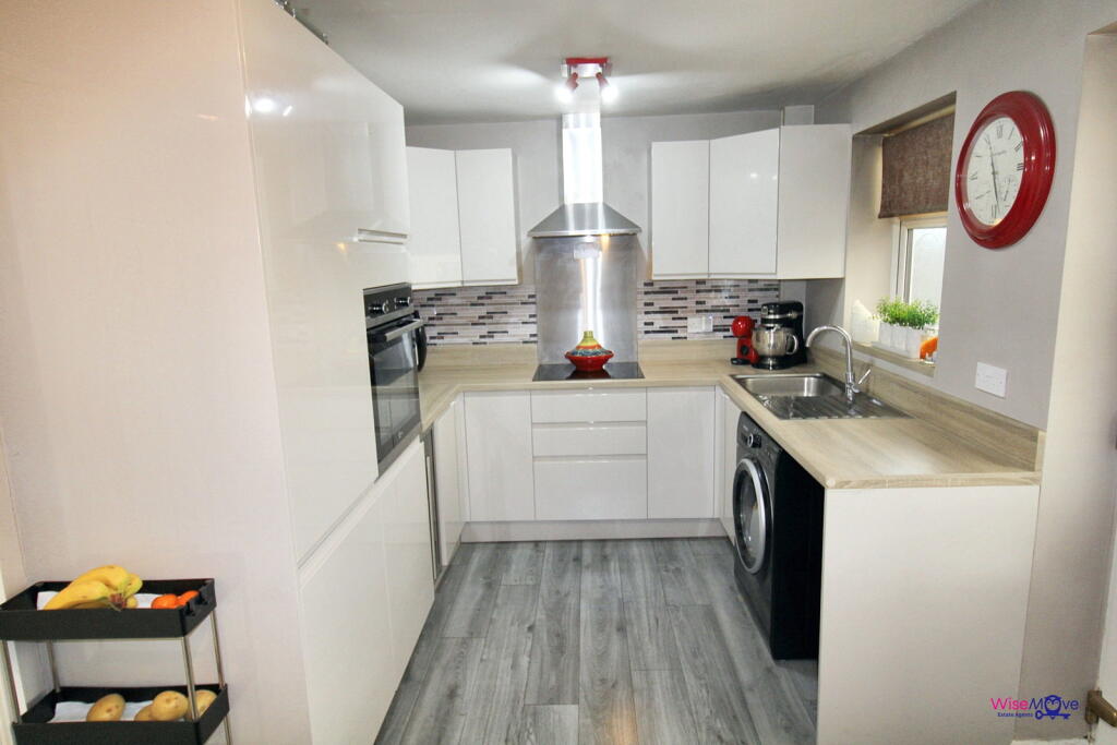 House in Widnes, Halton - View 3