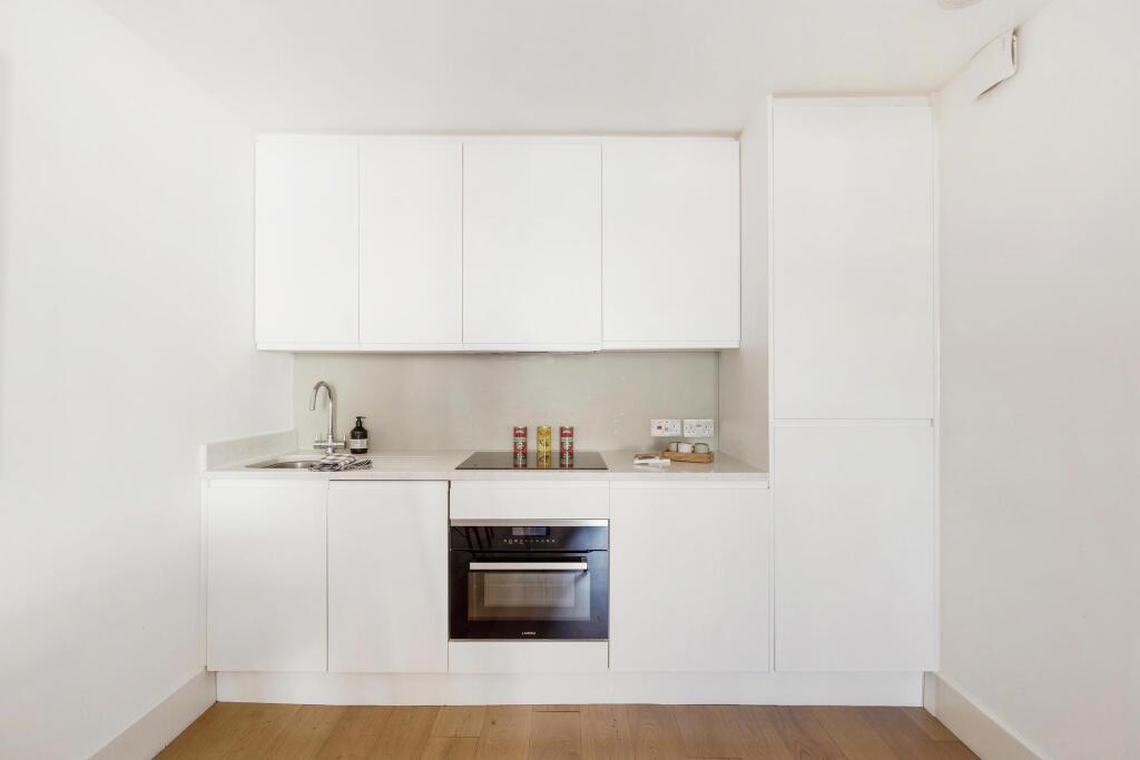 Apartment in London - View 4
