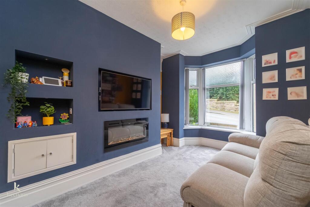 3-bed terraced on East Park Avenue, Darwen, £169,950