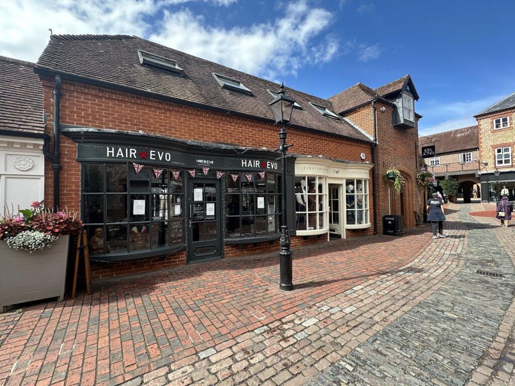Main image of property: 7 Lion & Lamb Yard, Farnham, Farnham, GU9 7LL